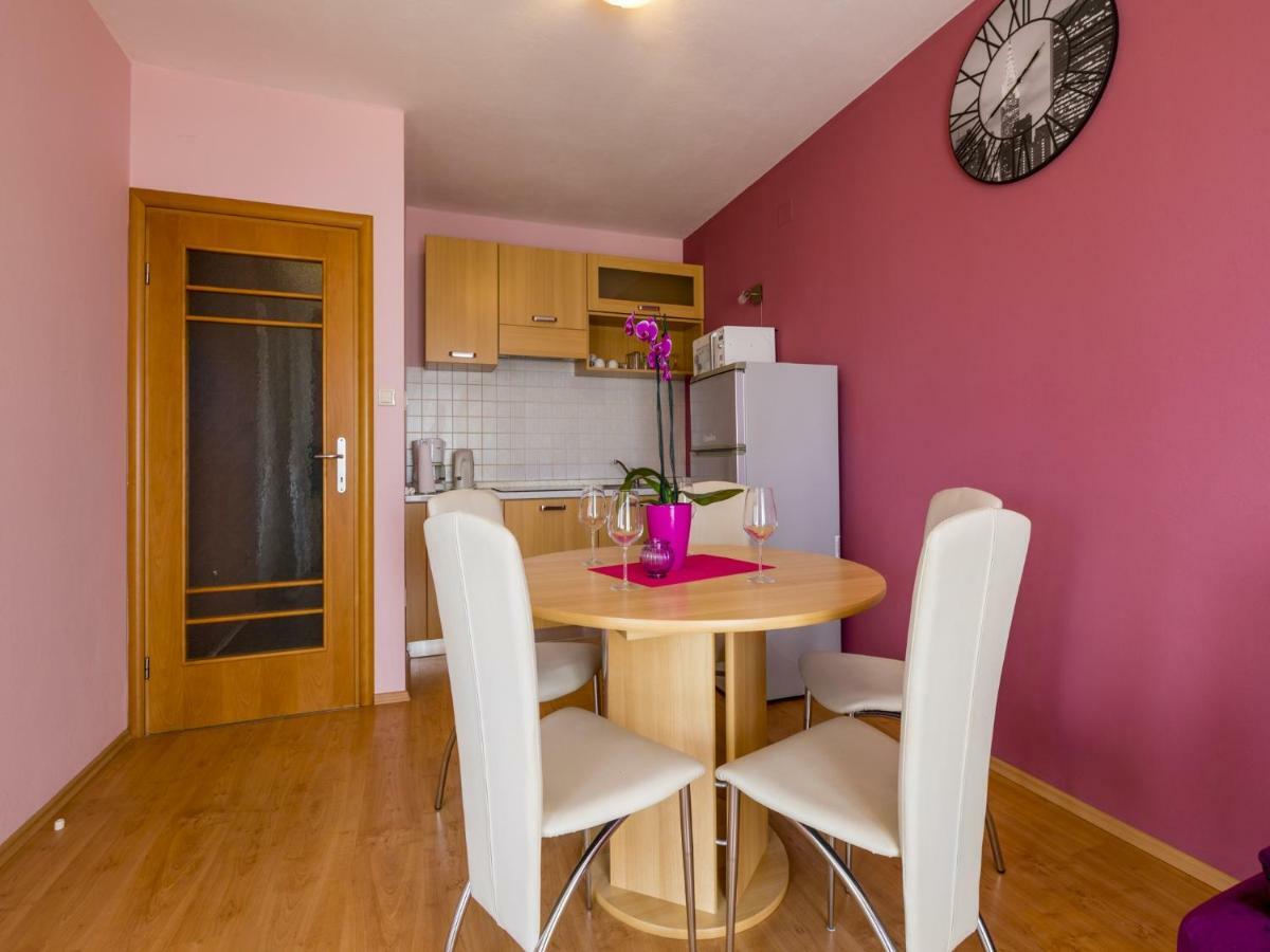 Apartament Dolores *